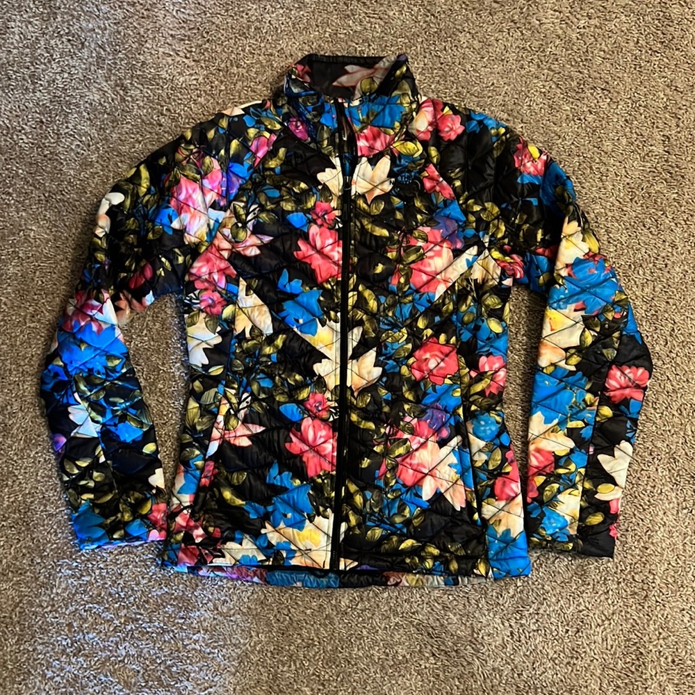 The North Face Womens Thermoball Jacket Floral Flowers Nano Puff Puffer Coat.  I